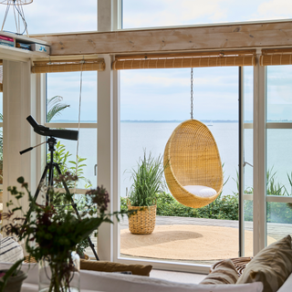 Hanging Egg Chair (indoor/outdoor)