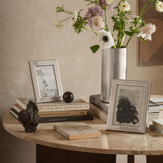 Bernadotte Picture Frame