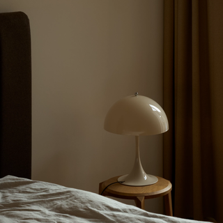 Panthella 320 Table Lamp Opal Beige