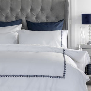 
                  
                    Load image into Gallery viewer, Amelia Duvet Set (+2 pillowcases)
                  
                