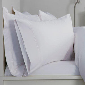 
                  
                    Load image into Gallery viewer, Egyptian Cotton Oxford Pillowcase
                  
                