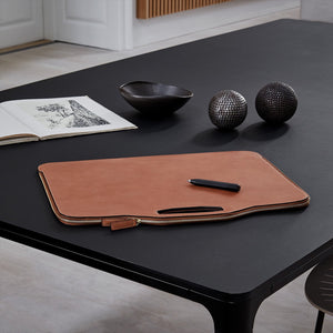 
                  
                    Load image into Gallery viewer, Imagine A3 Leather Folio
                  
                