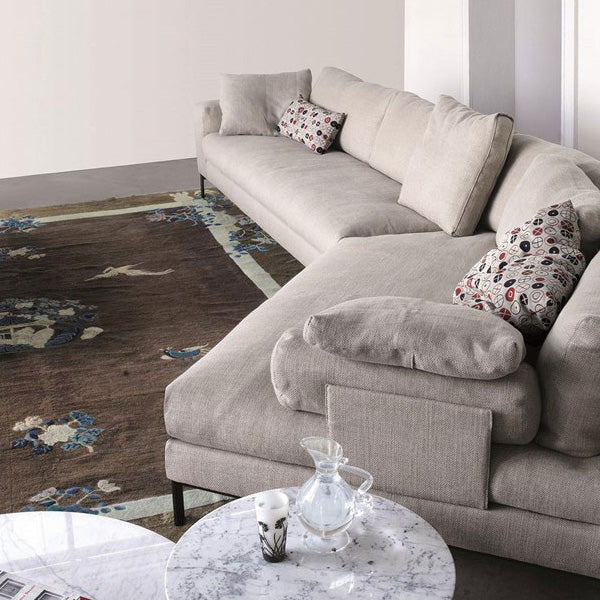 
                  
                    Load image into Gallery viewer, Molvedo Sofa
                  
                